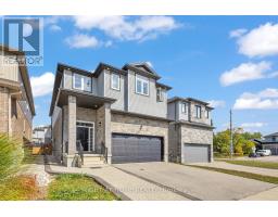 321 CARRIAGE WAY, Waterloo, Ontario