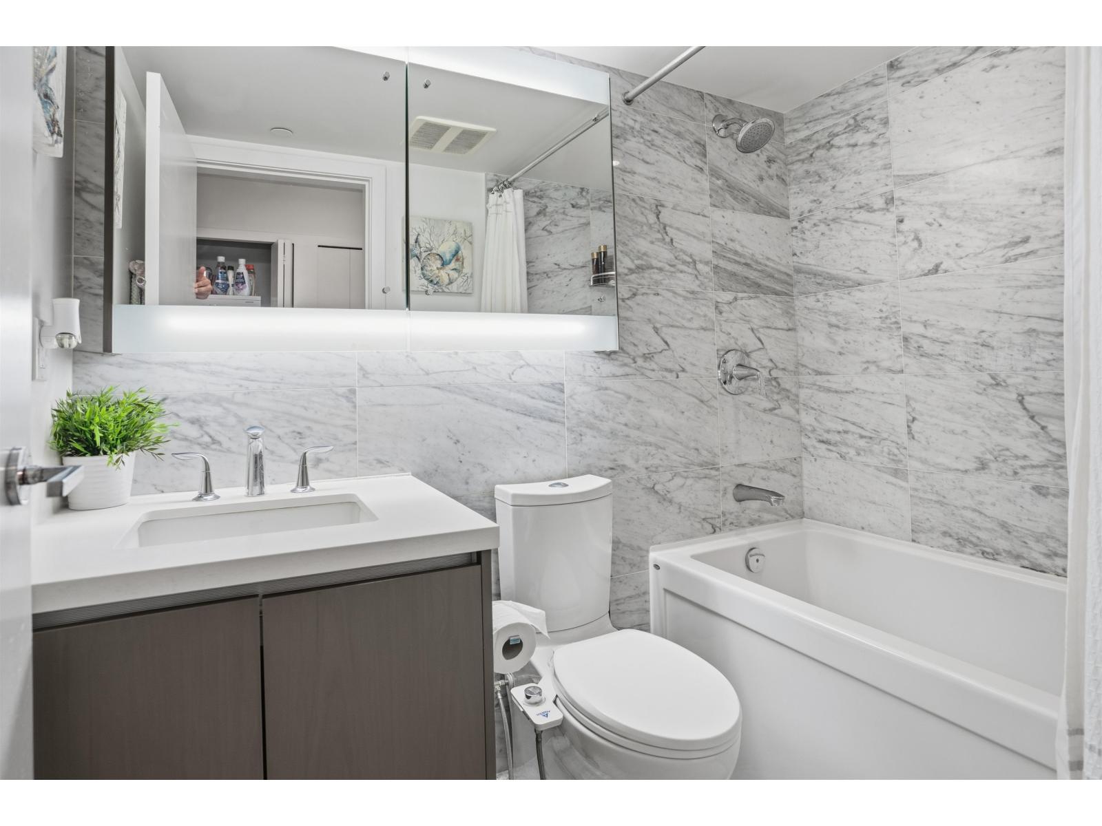 3312 13750 100 Avenue, Surrey, British Columbia  V3T 0L3 - Photo 10 - R3075655