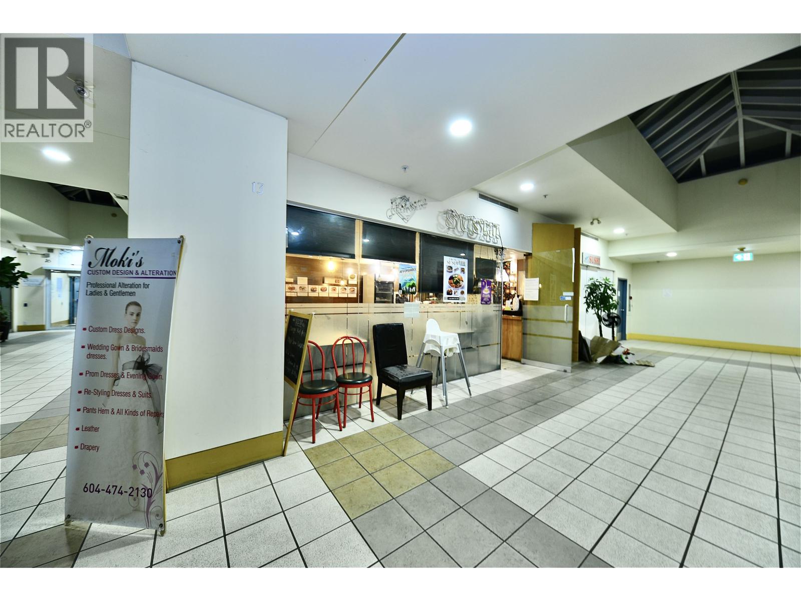 13 1161 The High, Coquitlam, British Columbia  V3B 7W3 - Photo 2 - C8074805