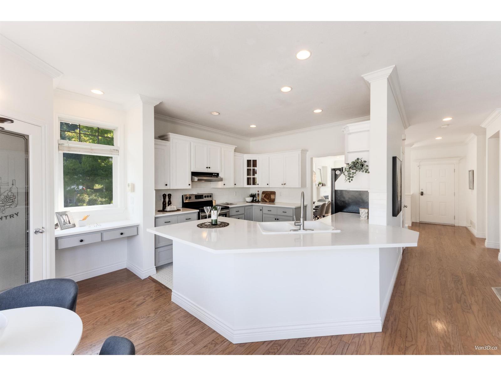 35725 Ledgeview Drive, Abbotsford, British Columbia  V3G 2Z2 - Photo 11 - R3075961