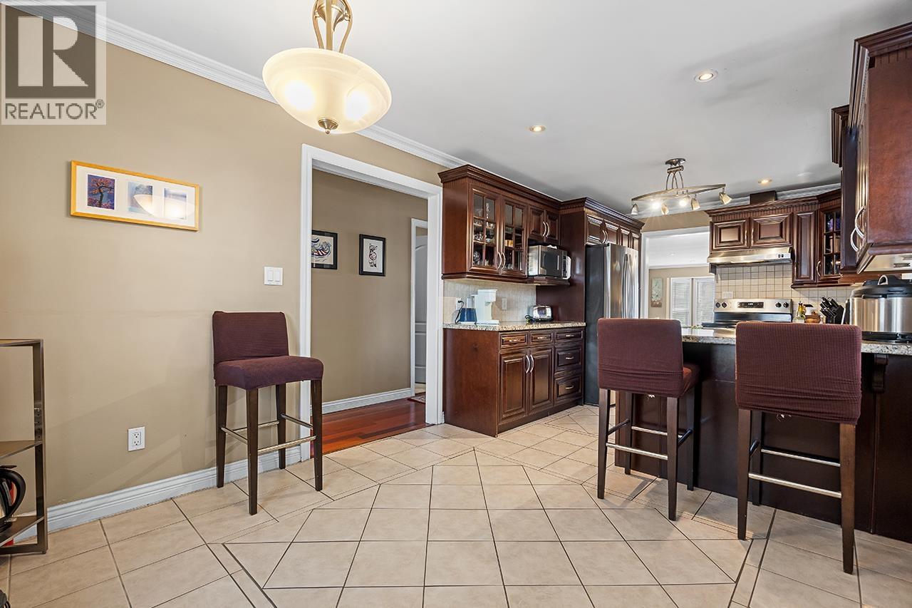 5453 Norfolk Street, Burnaby, British Columbia  V5G 1G3 - Photo 6 - R3076180