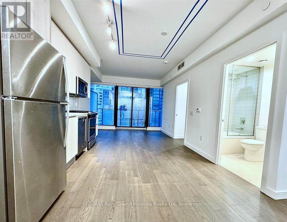 2206 - 2a Church Street, Toronto, Ontario  M5E 0E1 - Photo 2 - C12665028