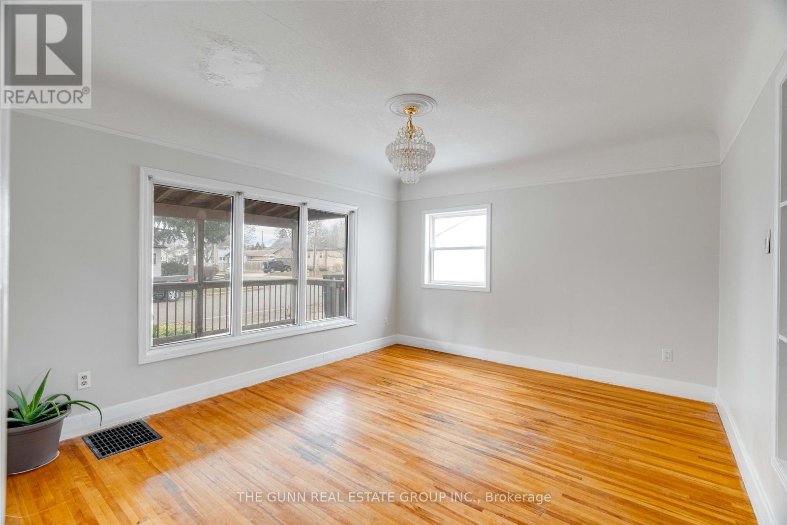 118 ST JULIEN STREET W, London East, Ontario