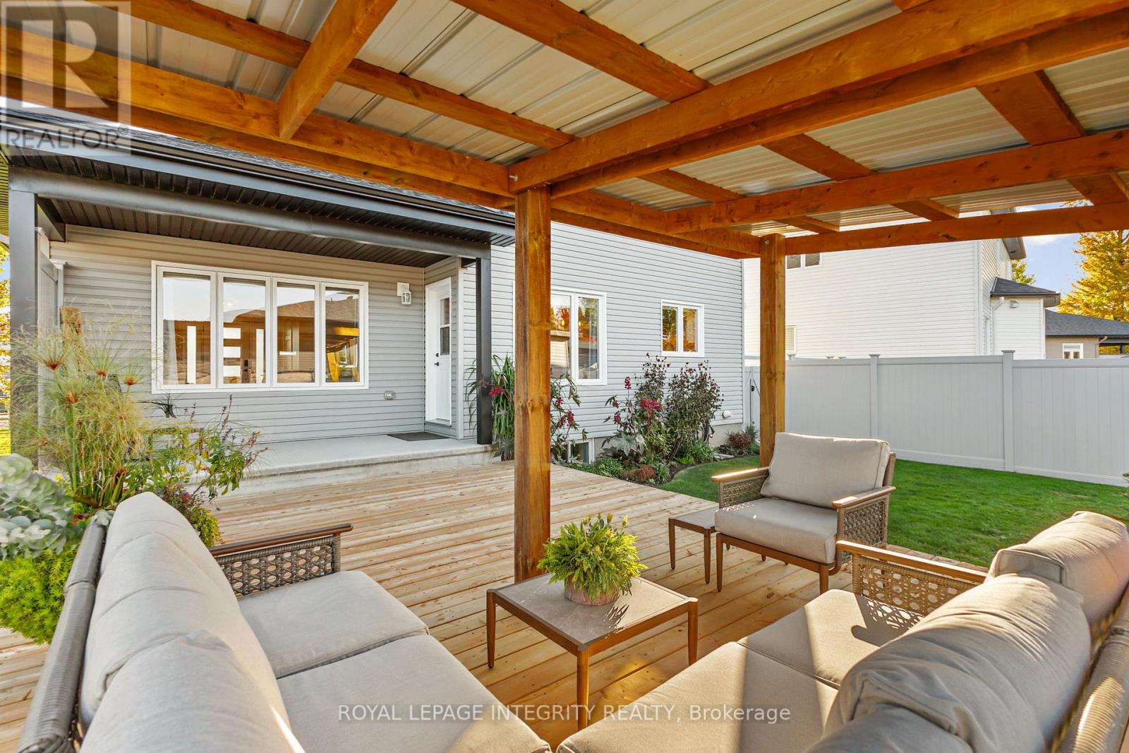 204 Hybrid Street, Russell, Ontario  K0A 1W0 - Photo 27 - X12467637