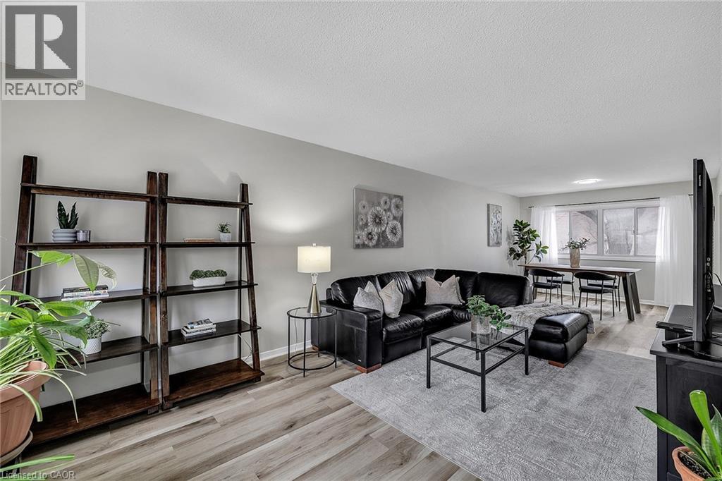 7030 Copenhagen Road Unit# 49, Mississauga, Ontario  L5N 2P3 - Photo 2 - 40789588