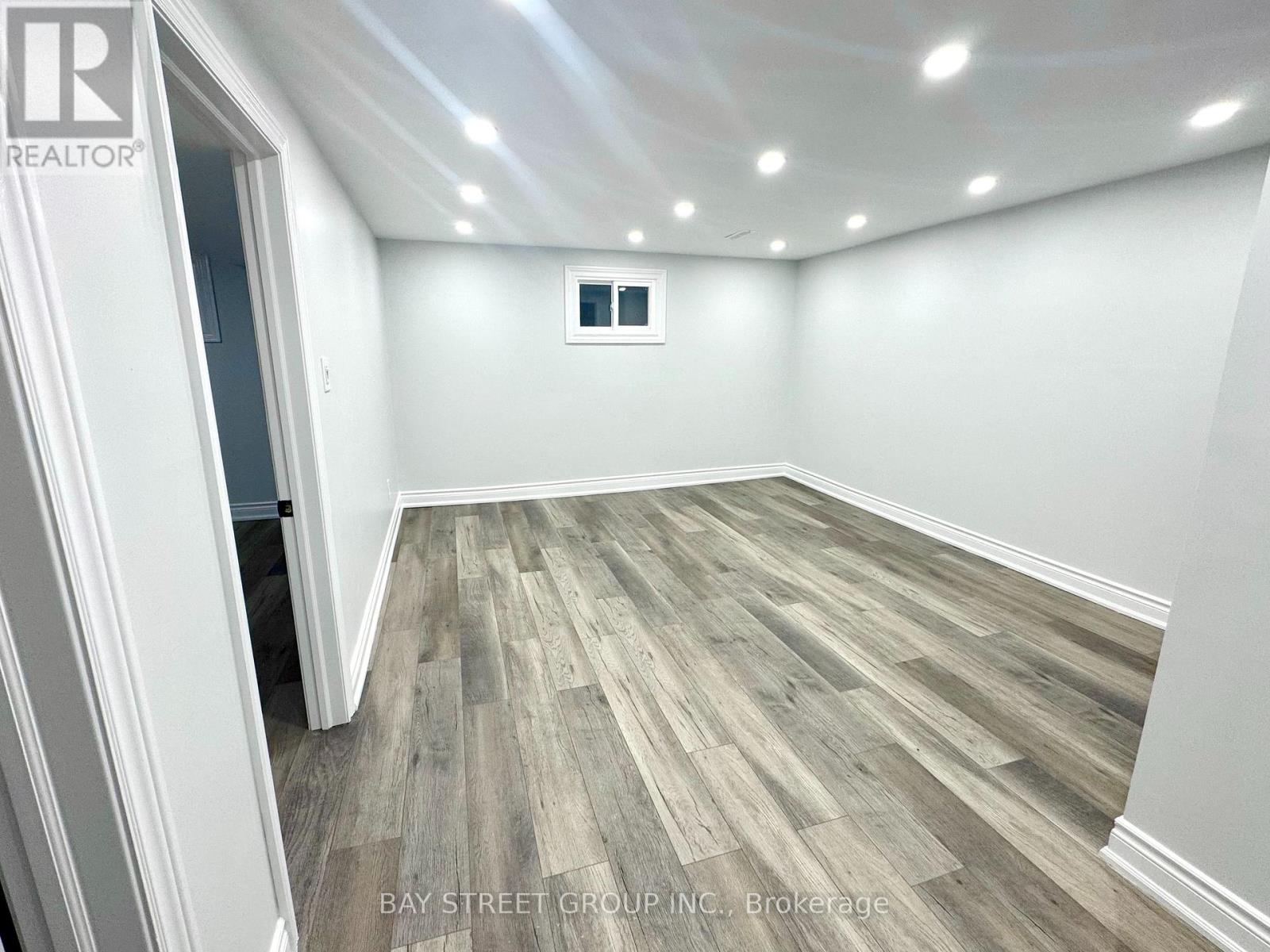 55 Taylor Road, Ajax, Ontario  L1S 2X5 - Photo 14 - E12650526