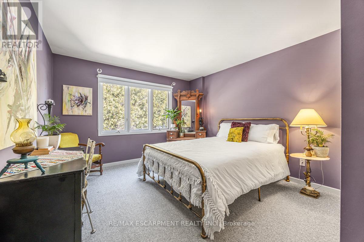 302783 Douglas Street, West Grey, Ontario  N0G 1R0 - Photo 32 - X12591866