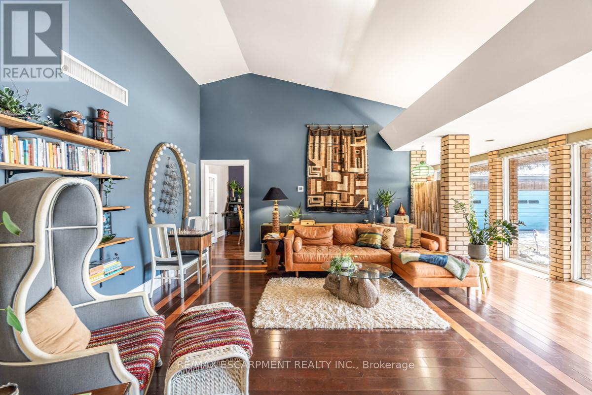 302783 Douglas Street, West Grey, Ontario  N0G 1R0 - Photo 16 - X12591866