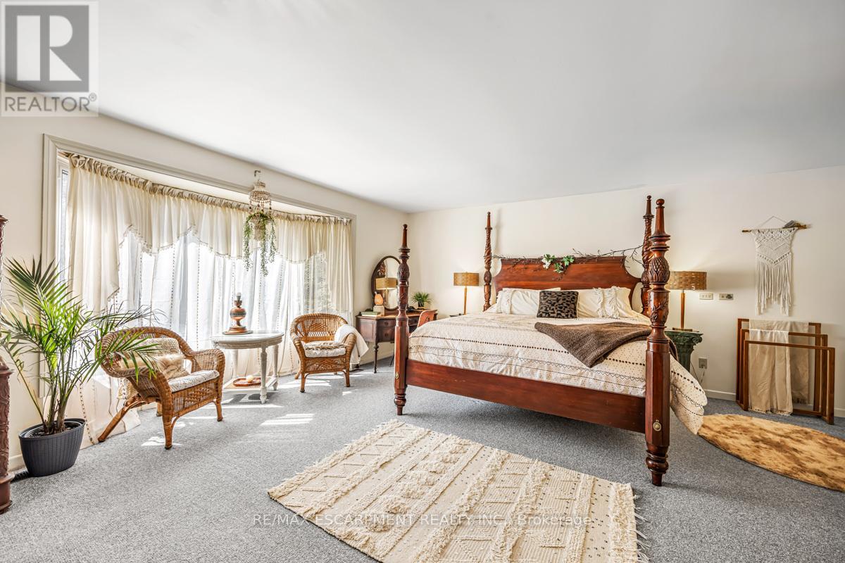 302783 Douglas Street, West Grey, Ontario  N0G 1R0 - Photo 25 - X12591866