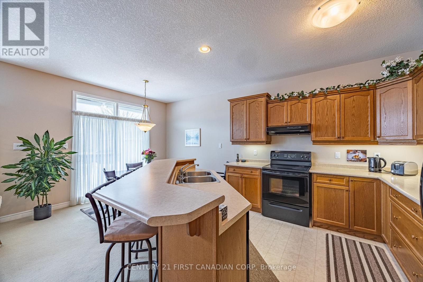 335 Chambers Avenue, London North, Ontario  N5X 4K7 - Photo 22 - X12665006