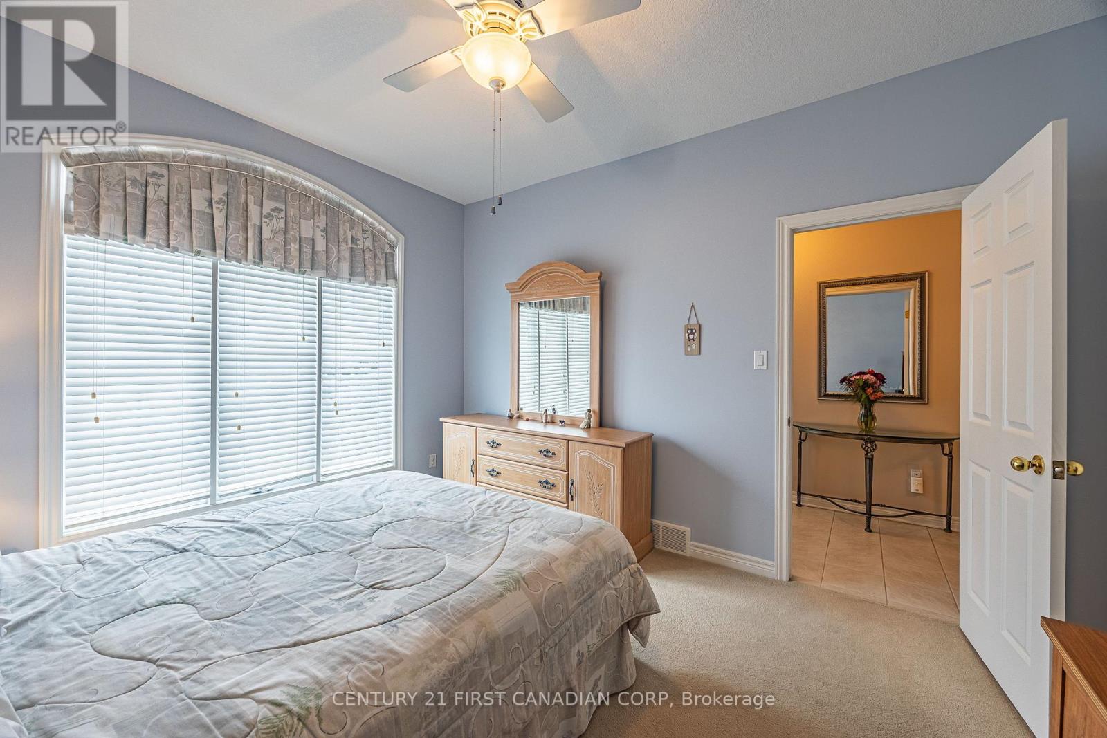 335 Chambers Avenue, London North, Ontario  N5X 4K7 - Photo 8 - X12665006