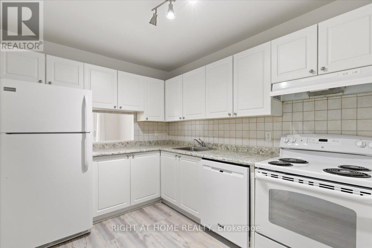 3 - 520 Fenerty Court, Ottawa, Ontario  K2L 3B1 - Photo 8 - X12664990