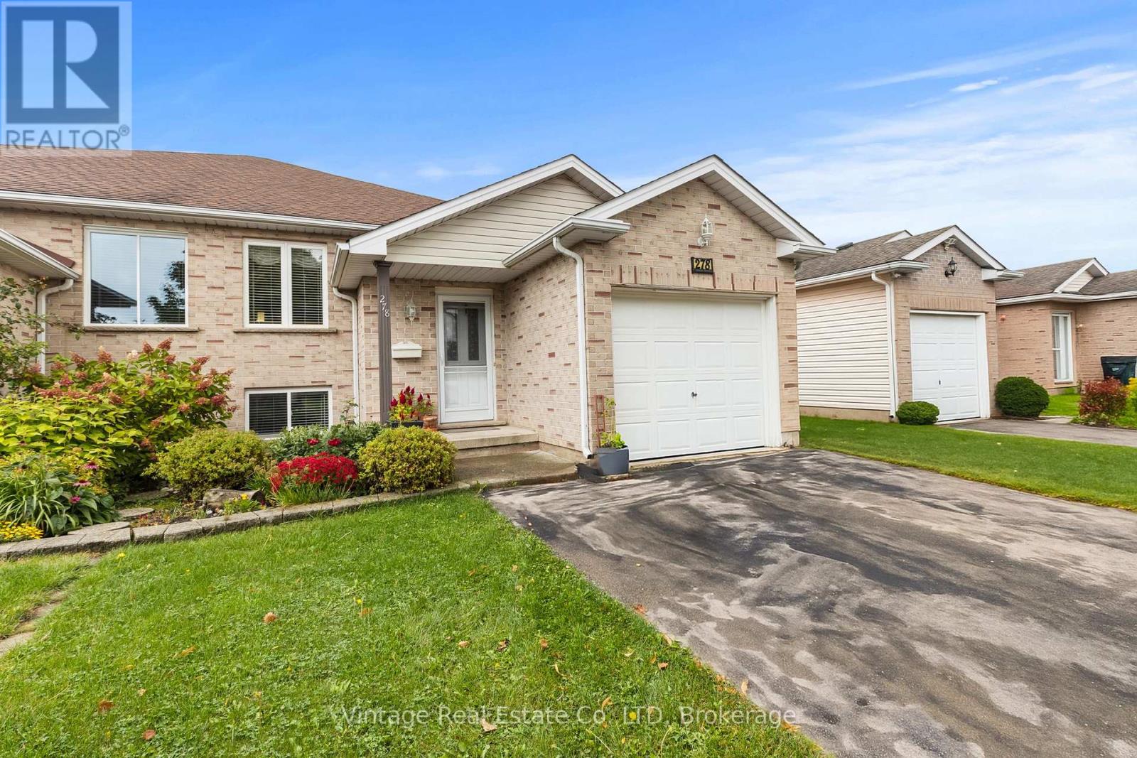 278 Oakcrest Avenue, Welland, Ontario  L3C 7K3 - Photo 2 - X12665022