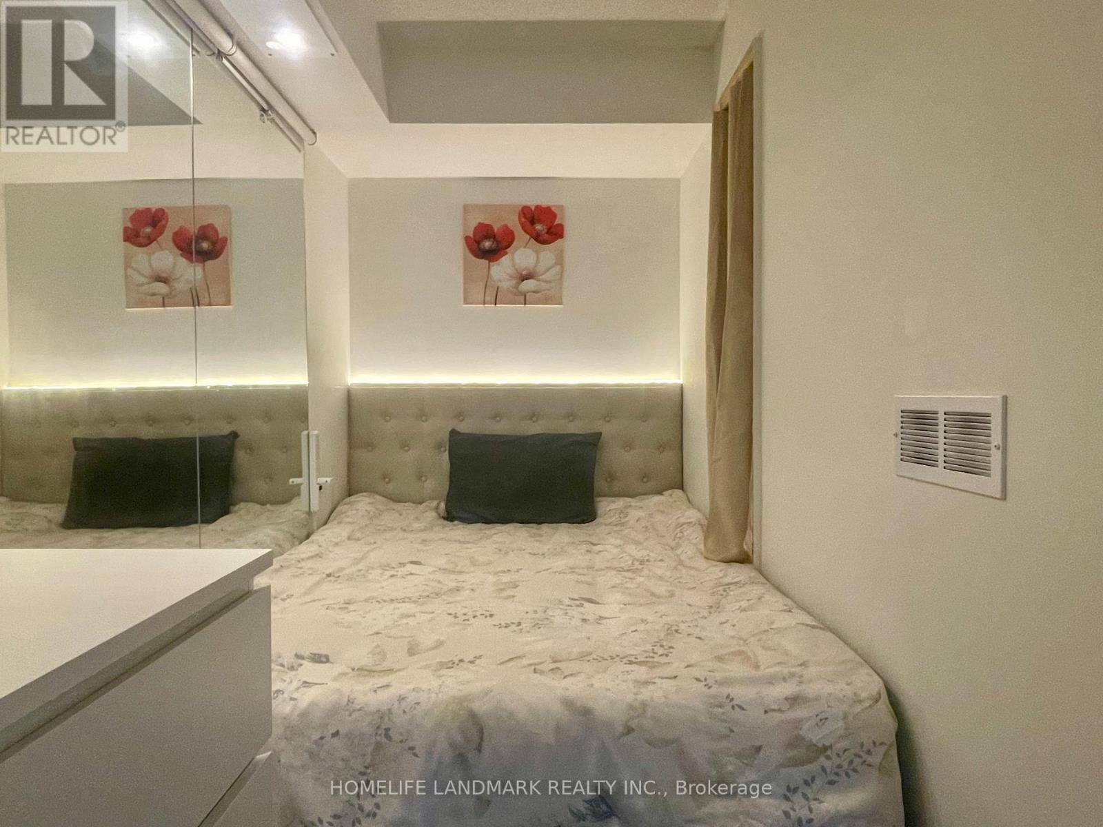 1505 - 99 Harbour Square, Toronto, Ontario  M5J 2H2 - Photo 13 - C12664944