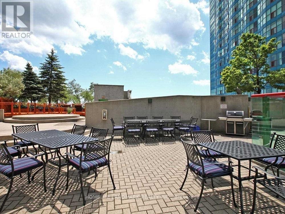 1505 - 99 Harbour Square, Toronto, Ontario  M5J 2H2 - Photo 33 - C12664944