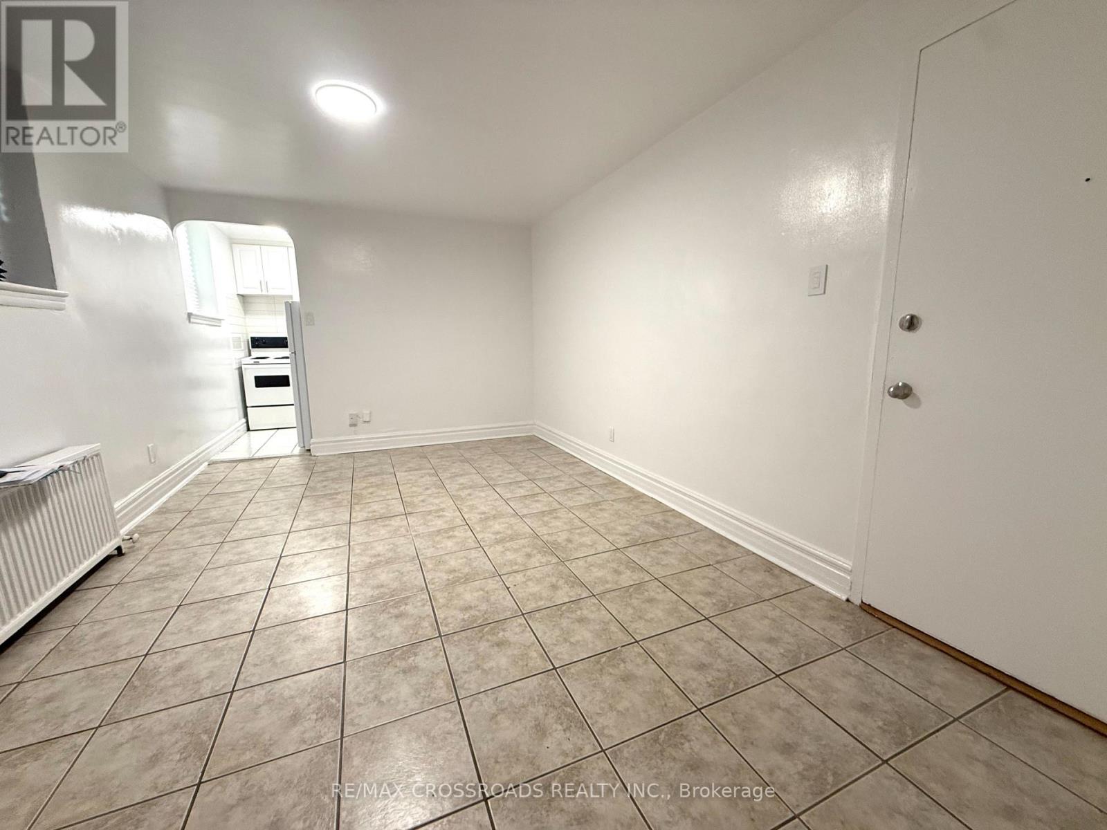 B7 - 2770 YONGE STREET, Toronto, Ontario