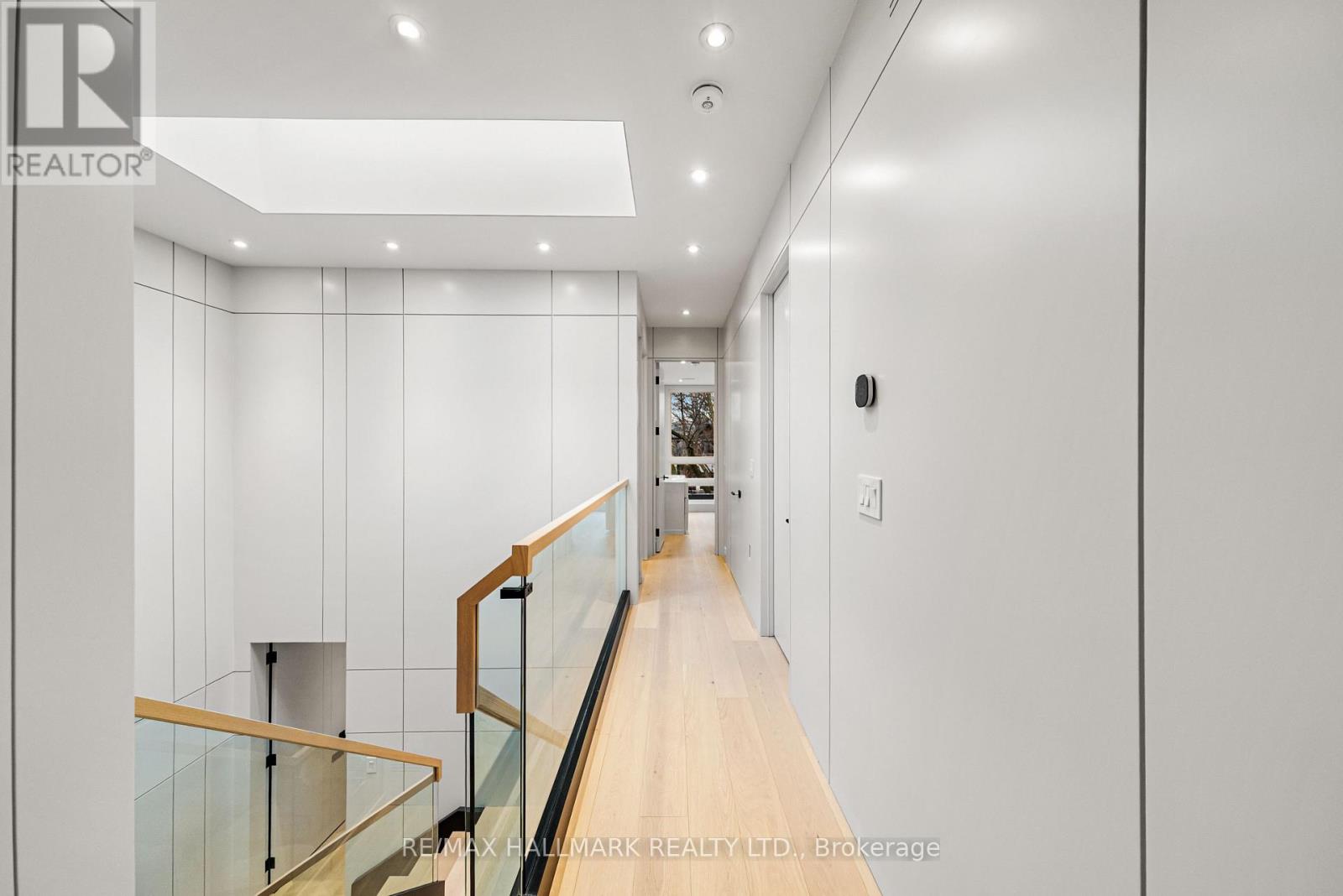 167 Parkhurst Boulevard, Toronto, Ontario  M4G 2E9 - Photo 21 - C12664976