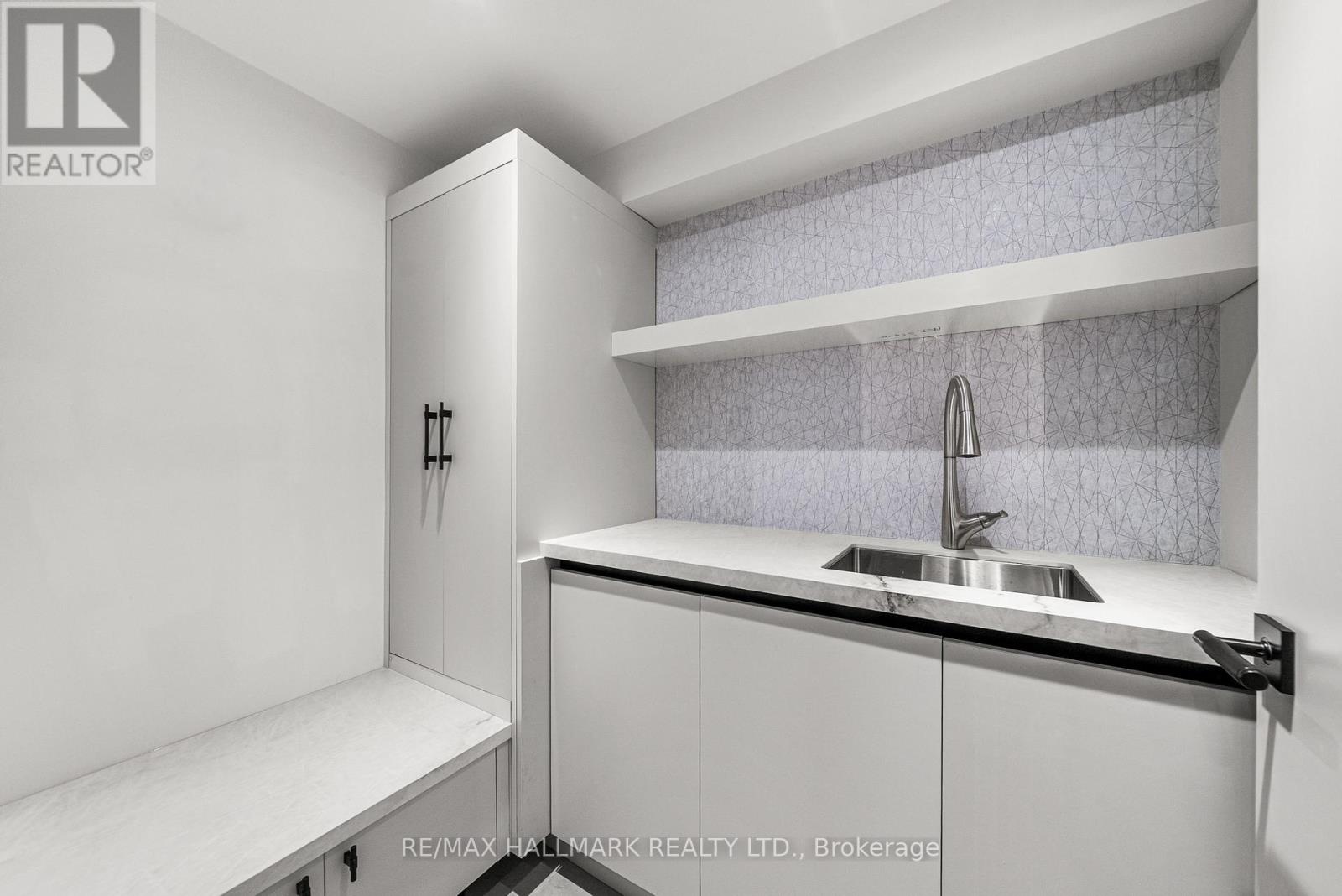 167 Parkhurst Boulevard, Toronto, Ontario  M4G 2E9 - Photo 45 - C12664976