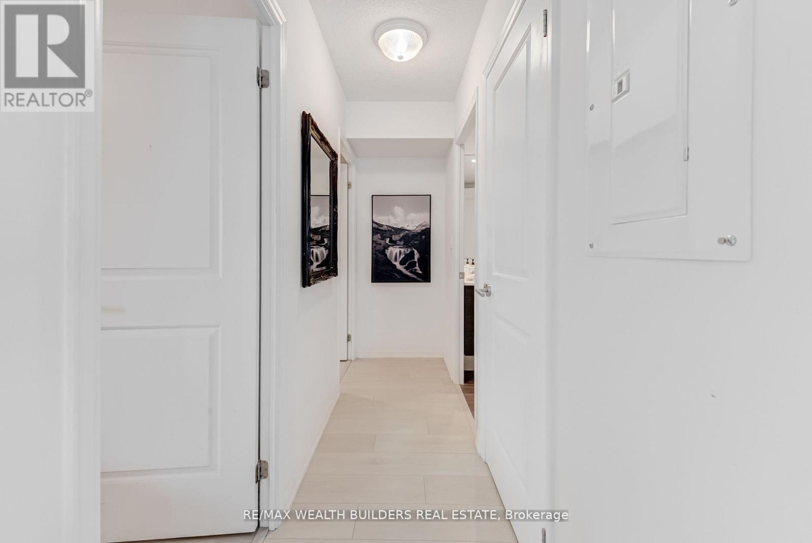 2322 - 400 Adelaide Street E, Toronto, Ontario  M5A 4S3 - Photo 11 - C12665030