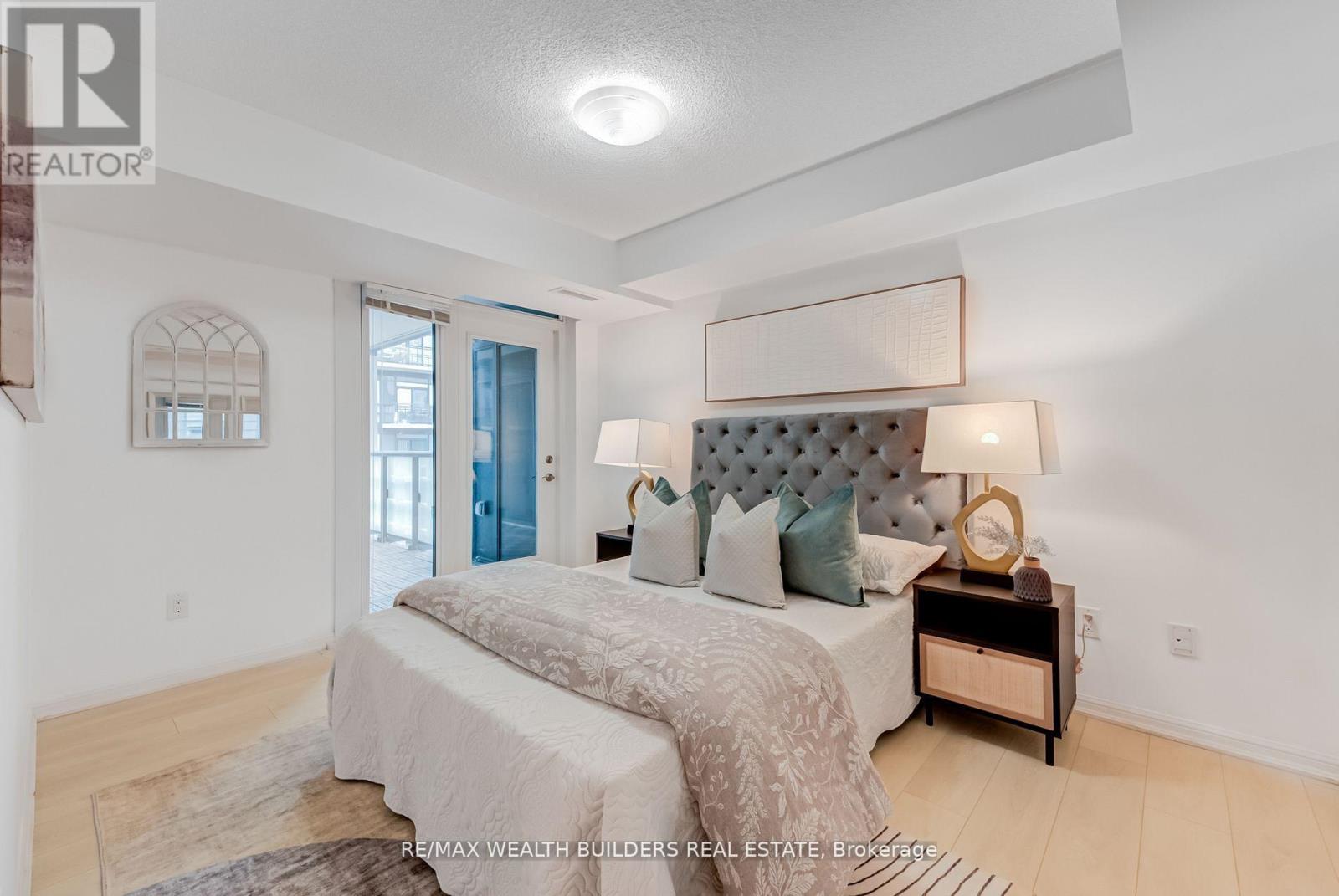 2322 - 400 Adelaide Street E, Toronto, Ontario  M5A 4S3 - Photo 13 - C12665030