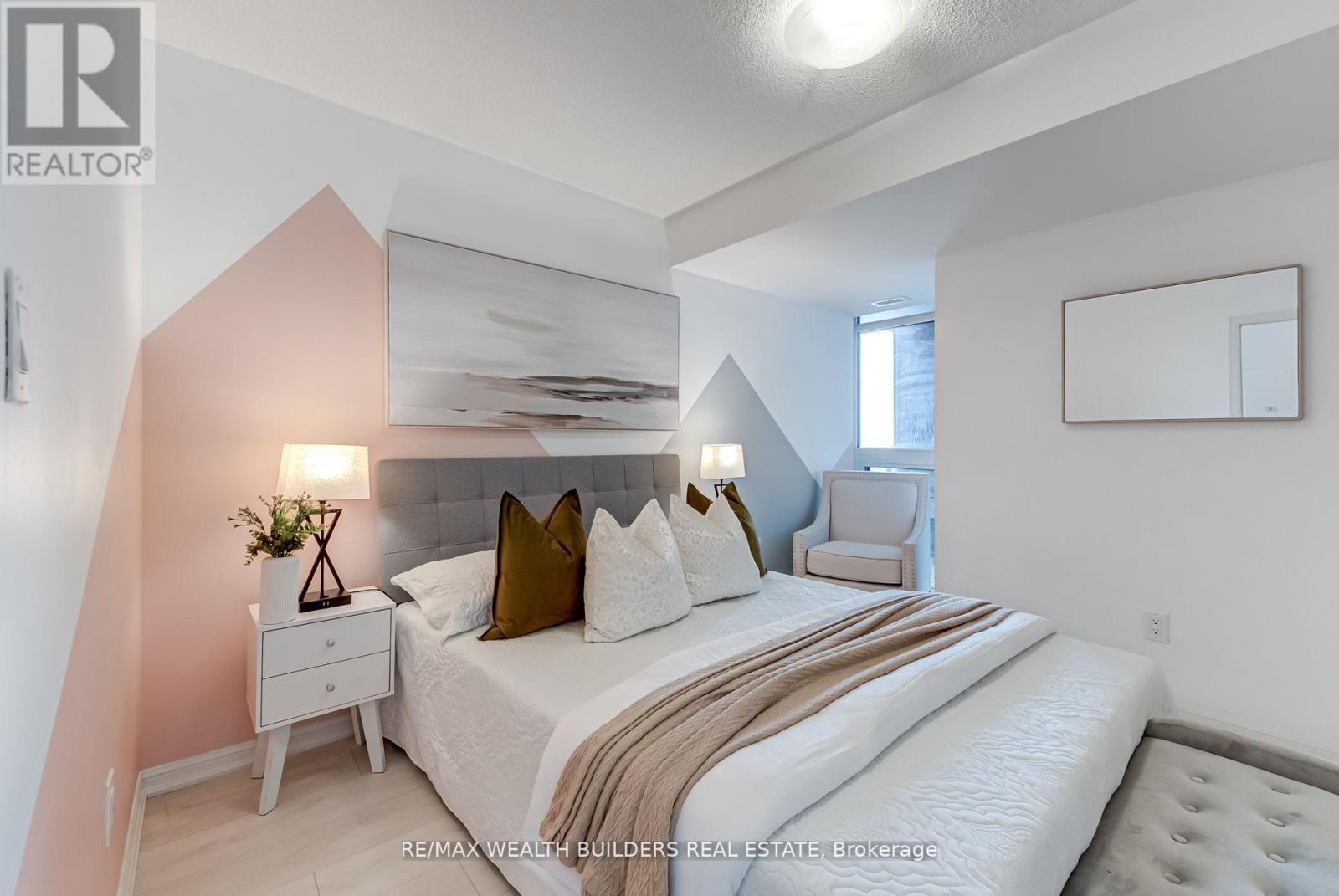 2322 - 400 Adelaide Street E, Toronto, Ontario  M5A 4S3 - Photo 21 - C12665030