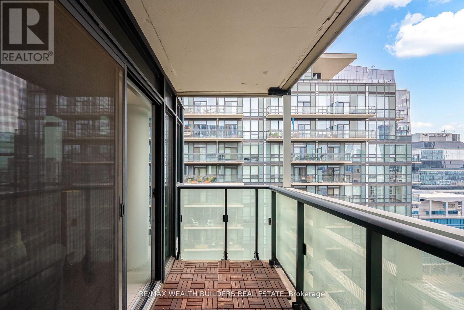 2322 - 400 Adelaide Street E, Toronto, Ontario  M5A 4S3 - Photo 31 - C12665030