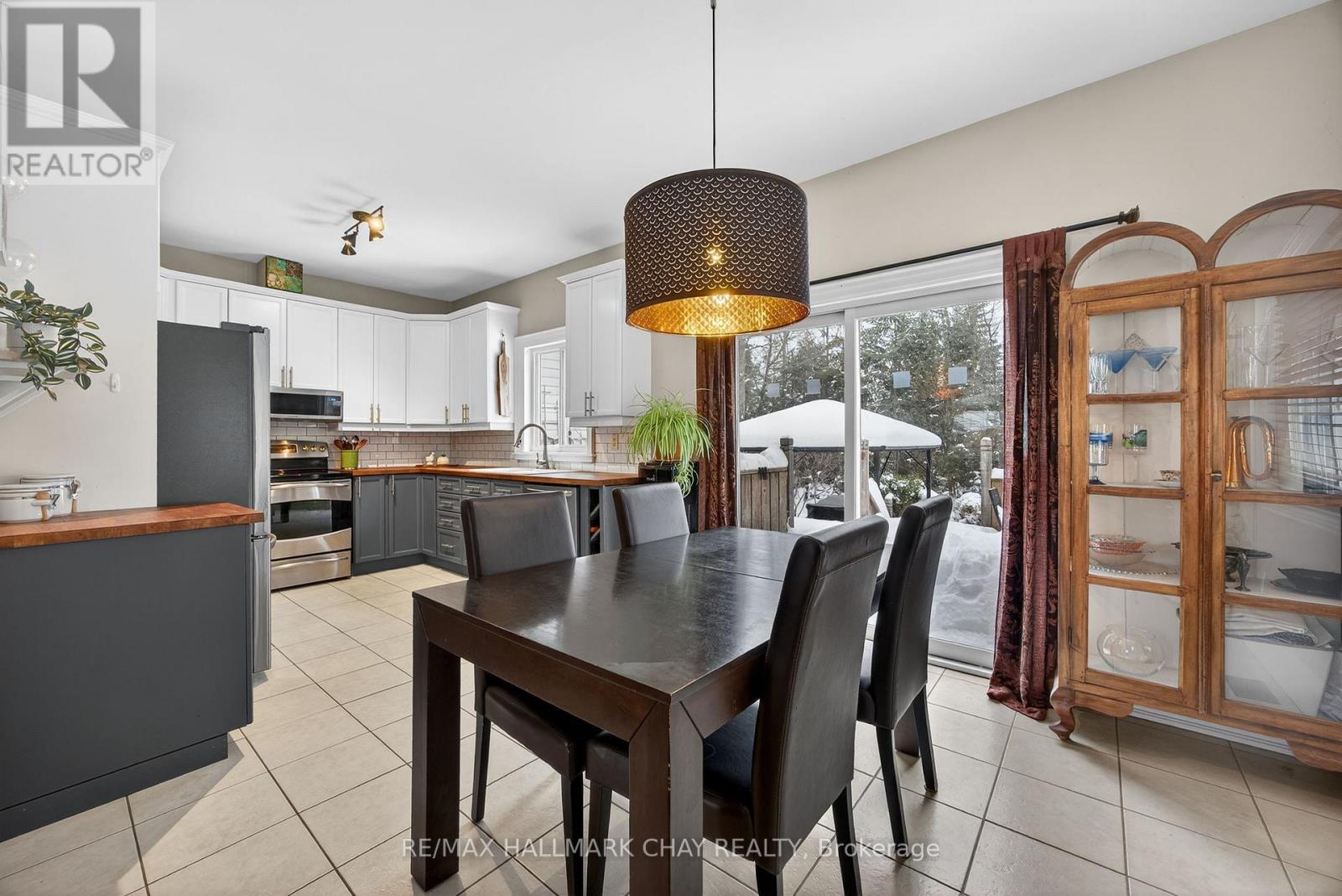 75 62nd Street S, Wasaga Beach, Ontario  L9Z 1V5 - Photo 16 - S12664984