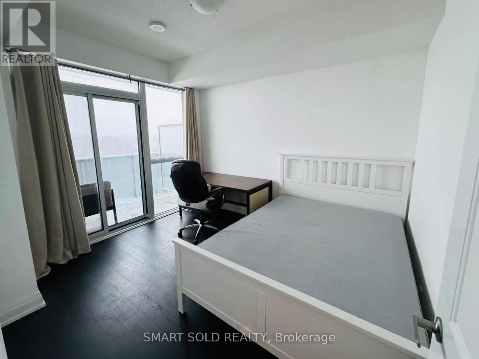 712 - 65 Speers Road, Oakville, Ontario  L6K 0J1 - Photo 8 - W12664946