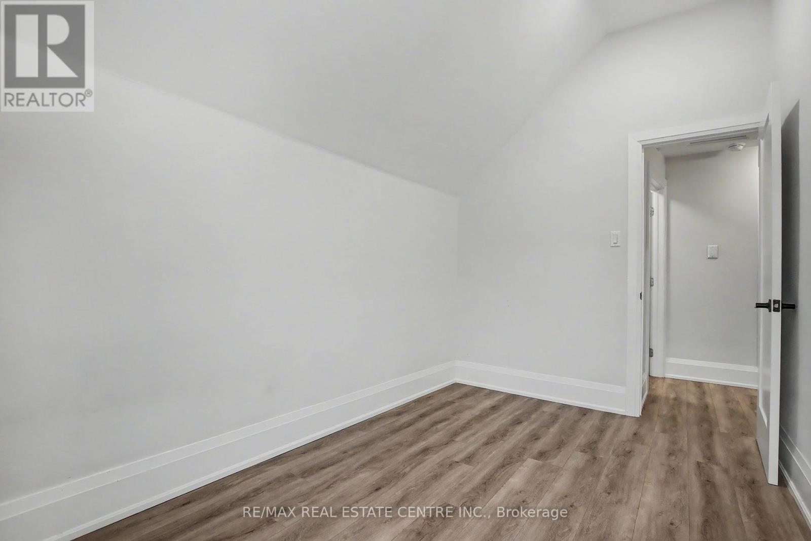 33 Dalkeith Avenue, Hamilton, Ontario  L8L 3J3 - Photo 23 - X12664998