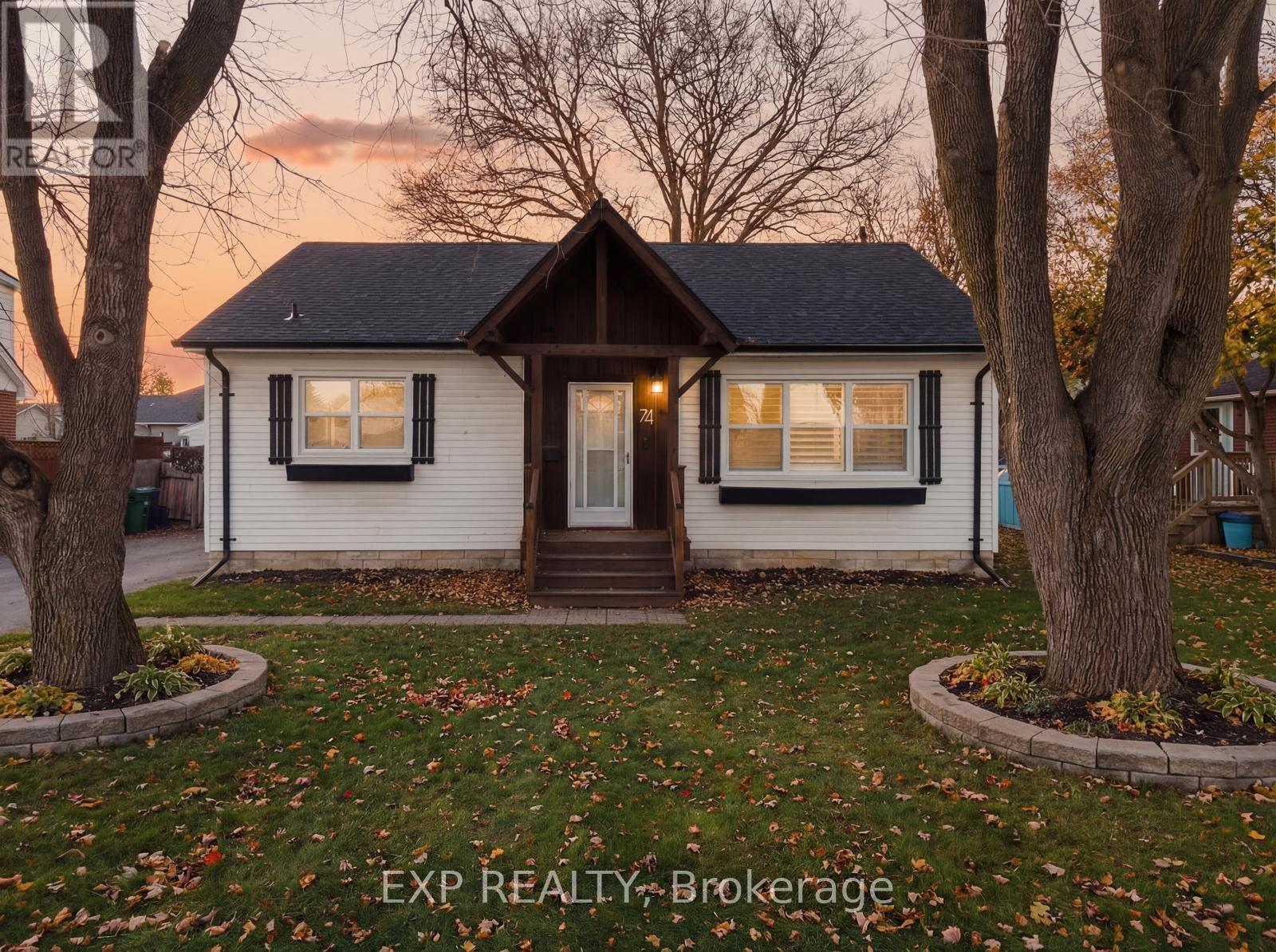 74 DUKE STREET, Woolwich, Ontario