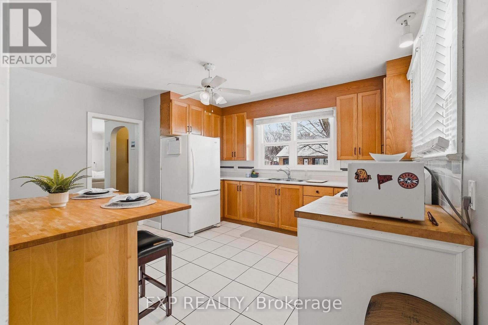 74 Duke Street, Woolwich, Ontario  N3B 2X9 - Photo 11 - X12665014