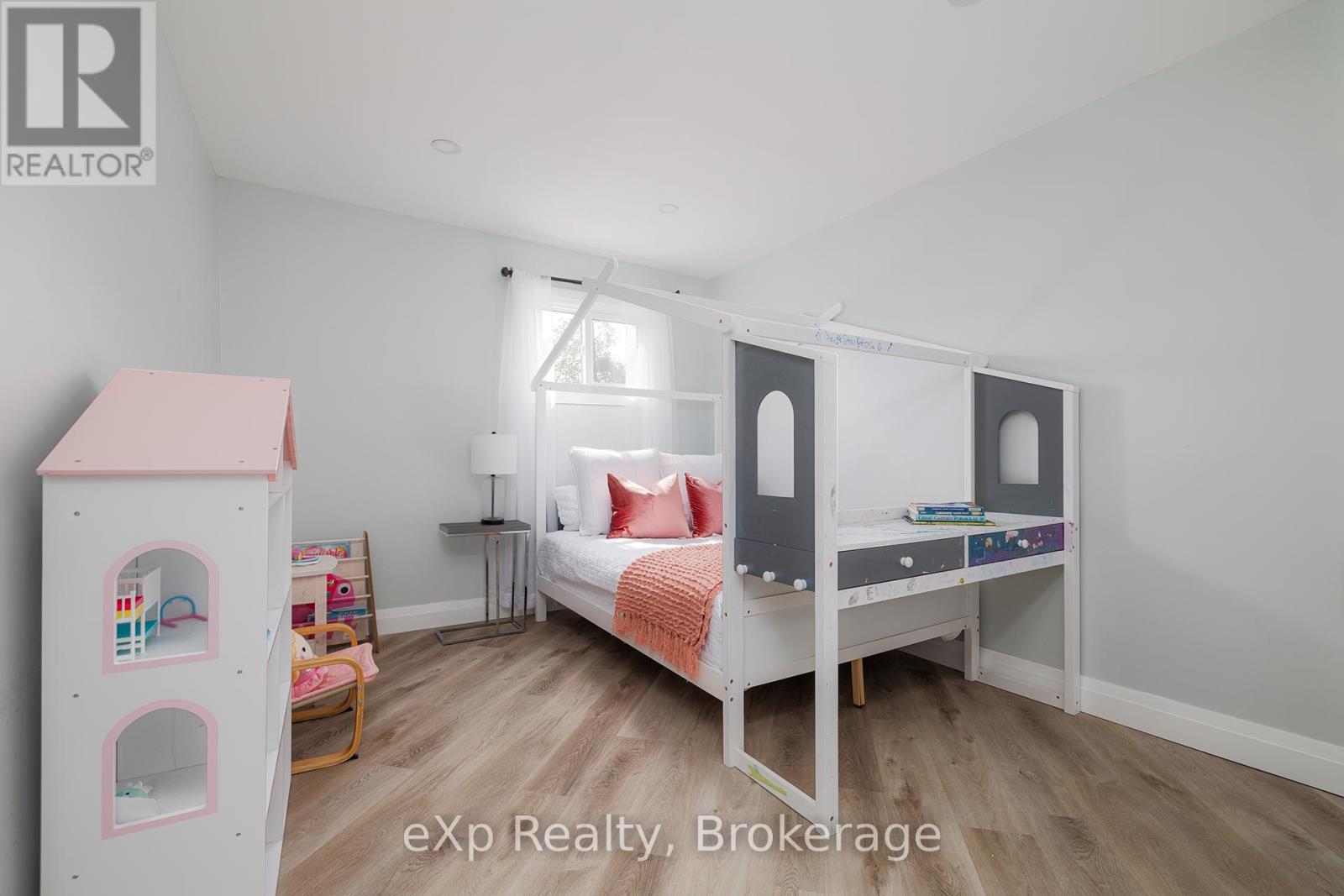 401250 Grey 4 Road, West Grey, Ontario  N4N 3B8 - Photo 16 - X12665042