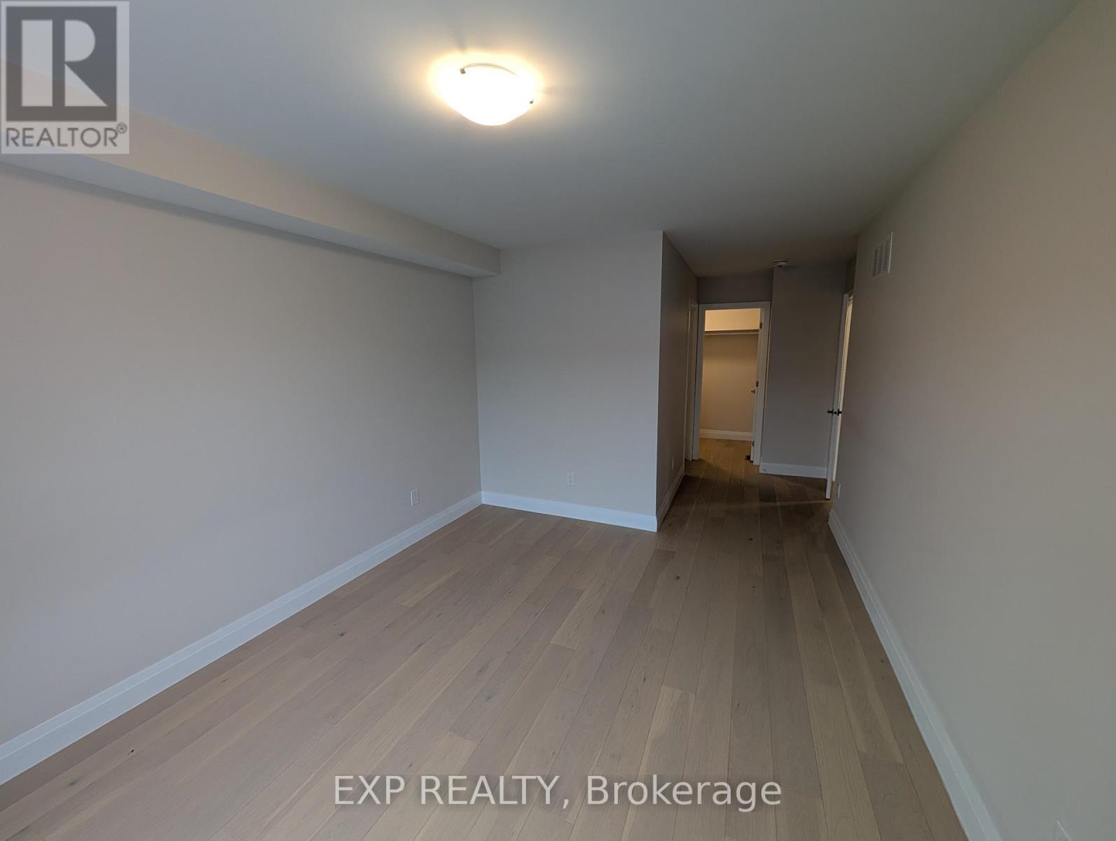 812 Star Private, Ottawa, Ontario  K2K 1W2 - Photo 15 - X12665048