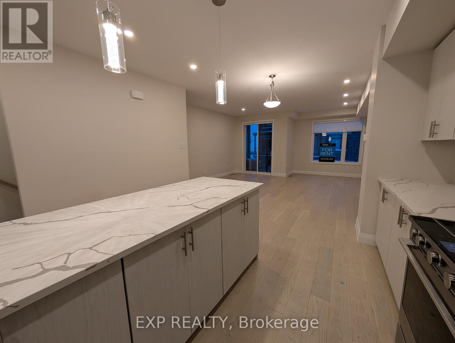 812 Star Private, Ottawa, Ontario  K2K 1W2 - Photo 8 - X12665048