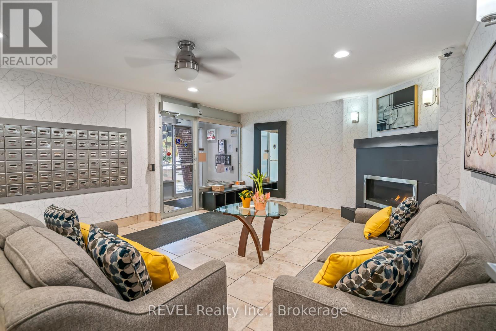 421 - 198 Scott Street, St. Catharines, Ontario  L2N 5T3 - Photo 20 - X12665050