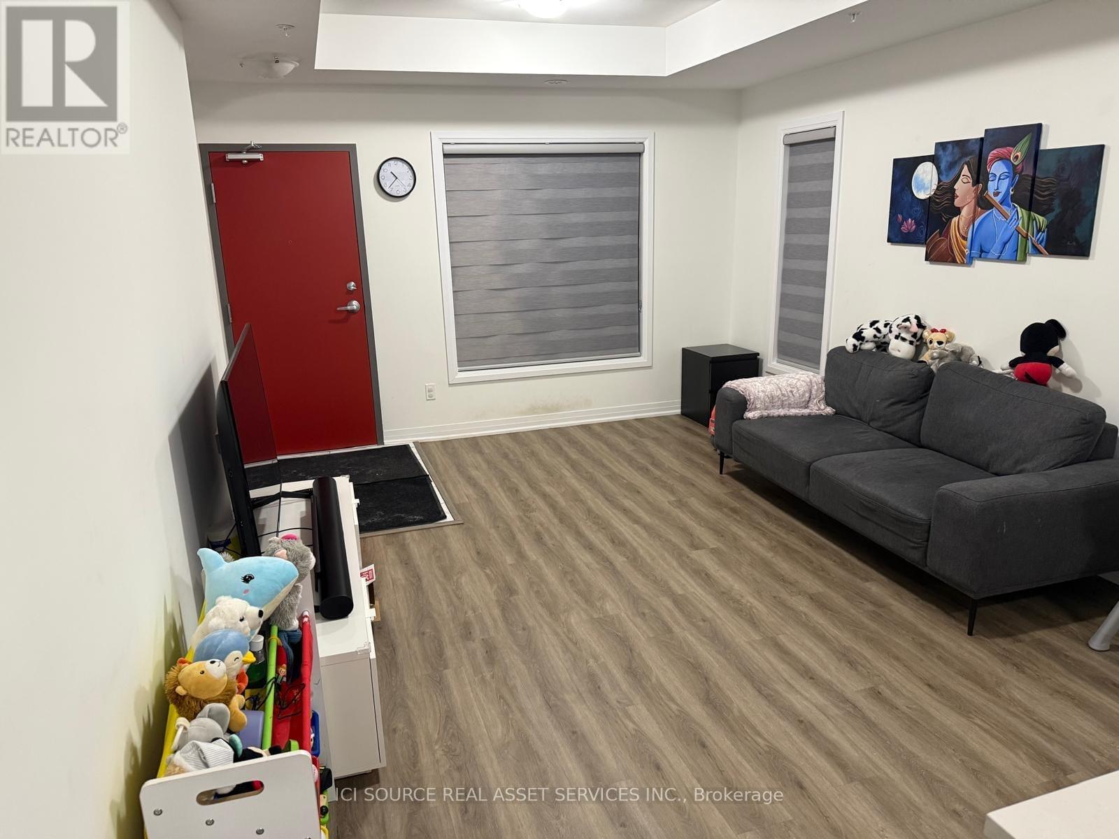 101 - 2635 WILLIAM JACKSON DRIVE, Pickering, Ontario