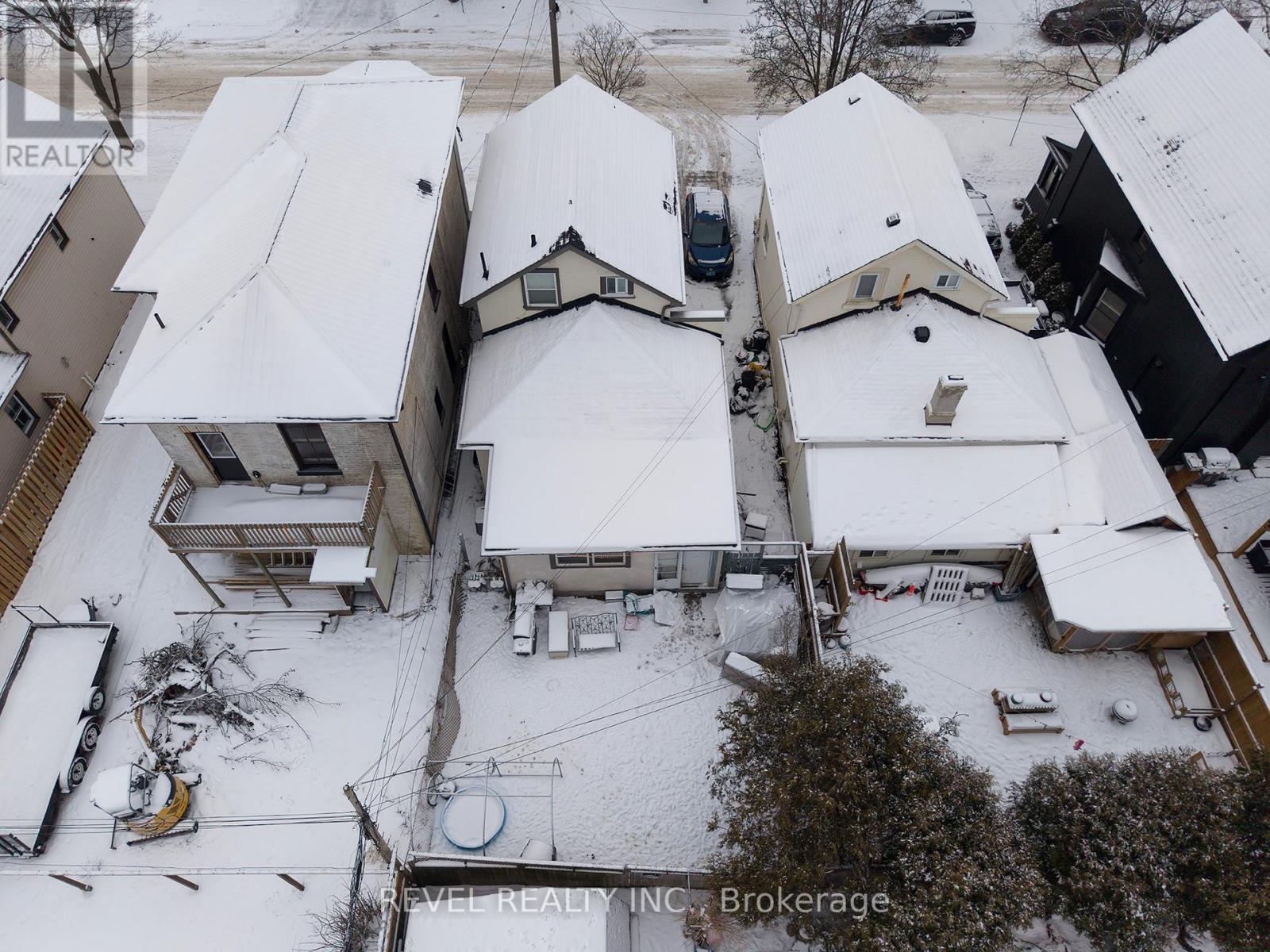 129 Peel Street, Brantford, Ontario  N3S 5M6 - Photo 18 - X12662262