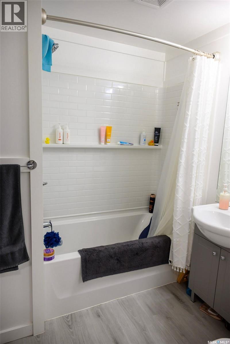 1225 Wascana Street, Regina, Saskatchewan  S4T 4J2 - Photo 9 - SK026231