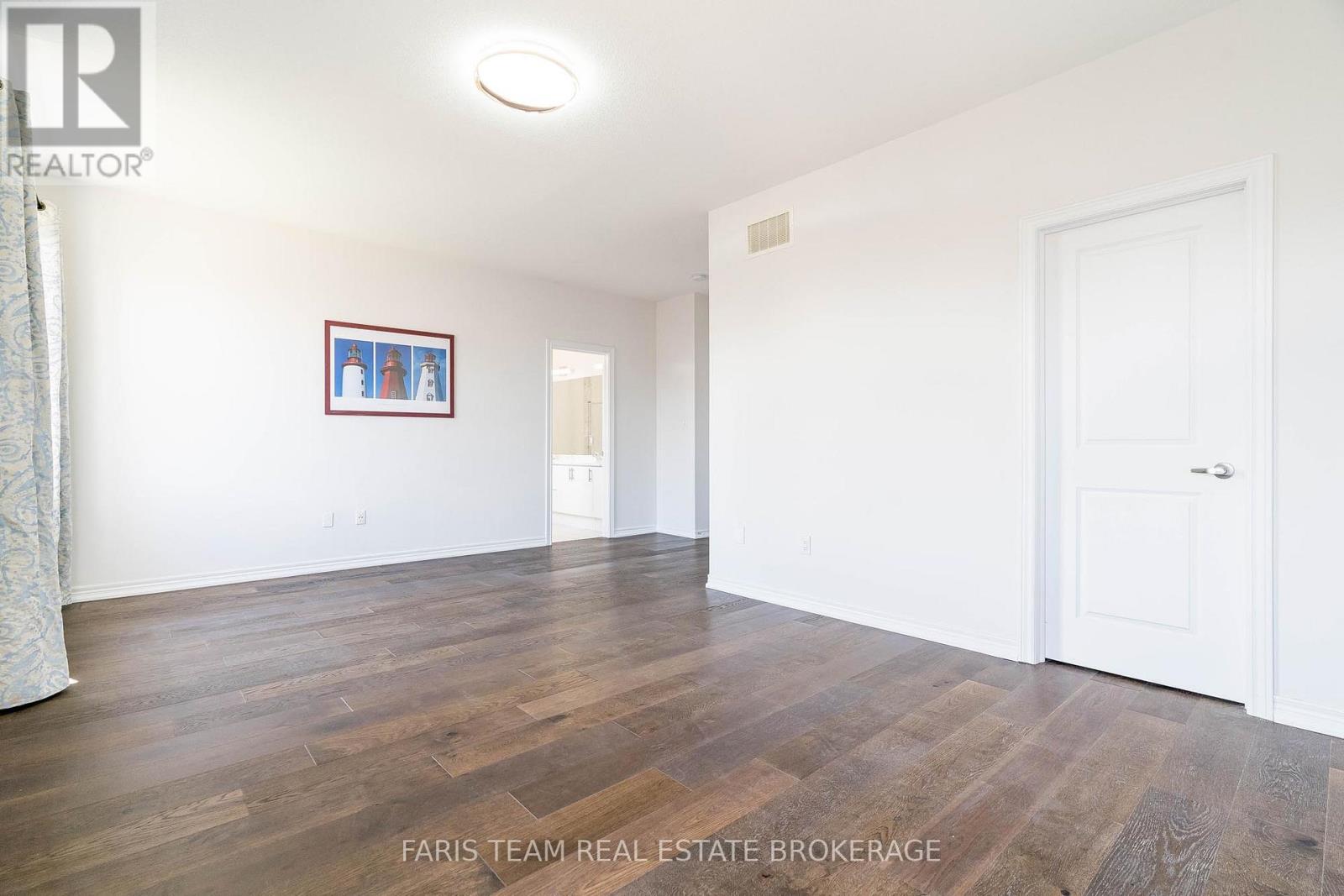 1547 Mcroberts Crescent, Innisfil, Ontario  L9S 0J9 - Photo 29 - N12655684