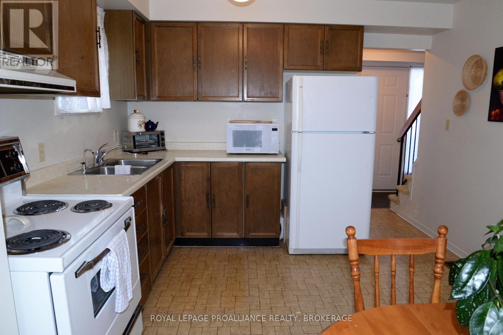 834 Somerset Crescent, Kingston, Ontario  K7P 1G5 - Photo 15 - X12665078