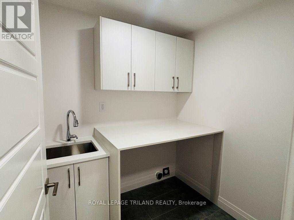 2 - 116 Fairview Avenue, St. Thomas, Ontario  N5R 4X6 - Photo 11 - X12665082