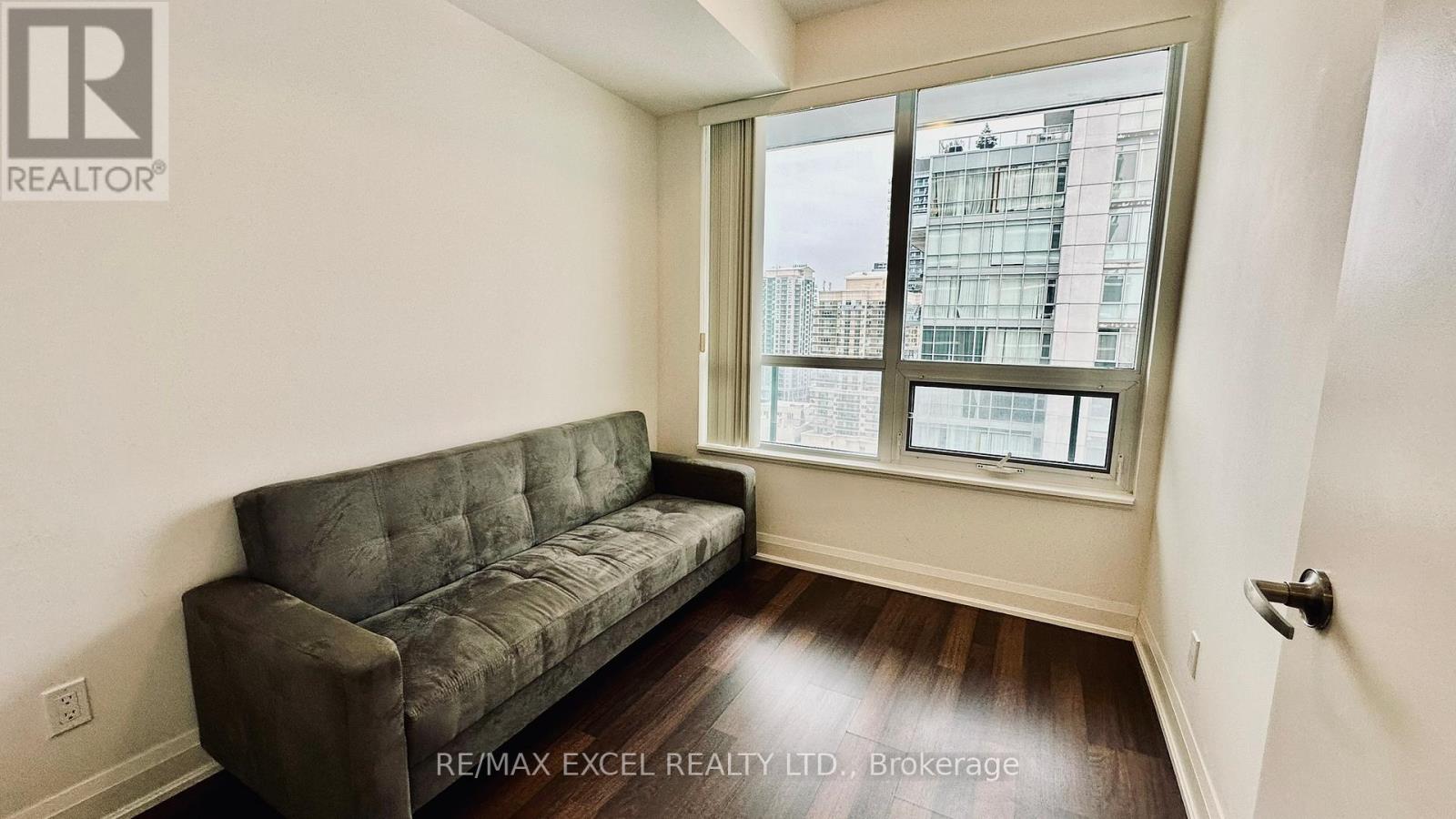 1505 - 68 Canterbury Place, Toronto, Ontario  M2N 0H8 - Photo 8 - C12665068