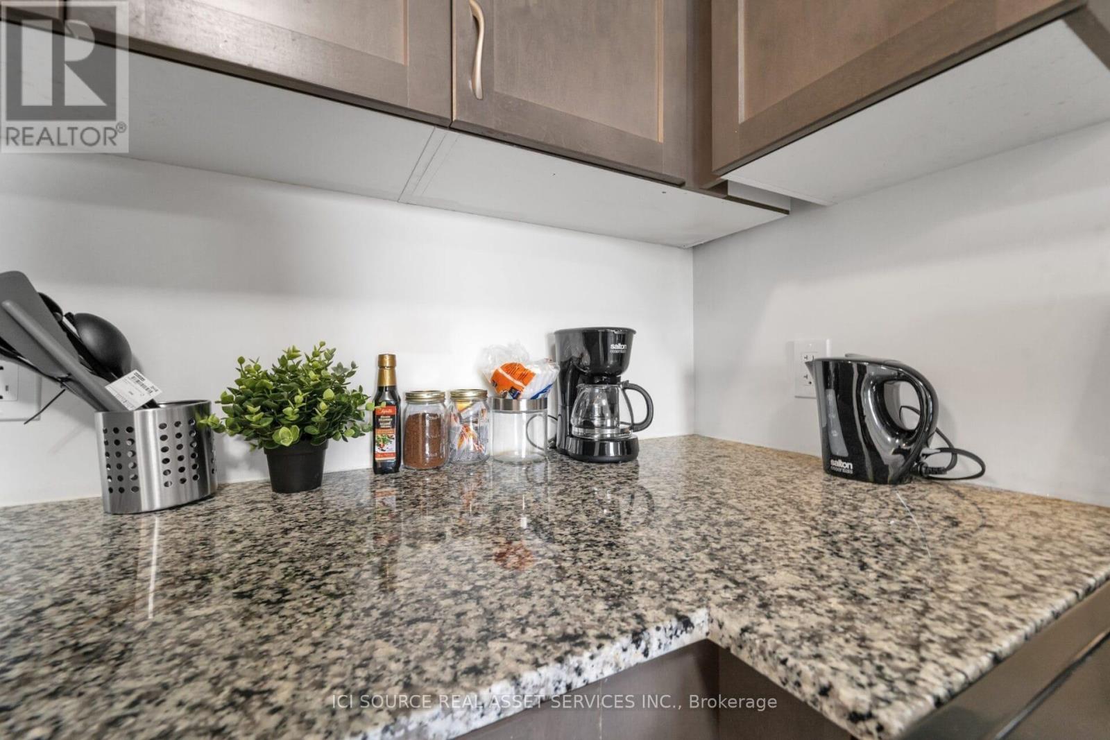 416 - 200 Lagerfeld Drive, Brampton, Ontario  L7A 5H1 - Photo 9 - W12665066