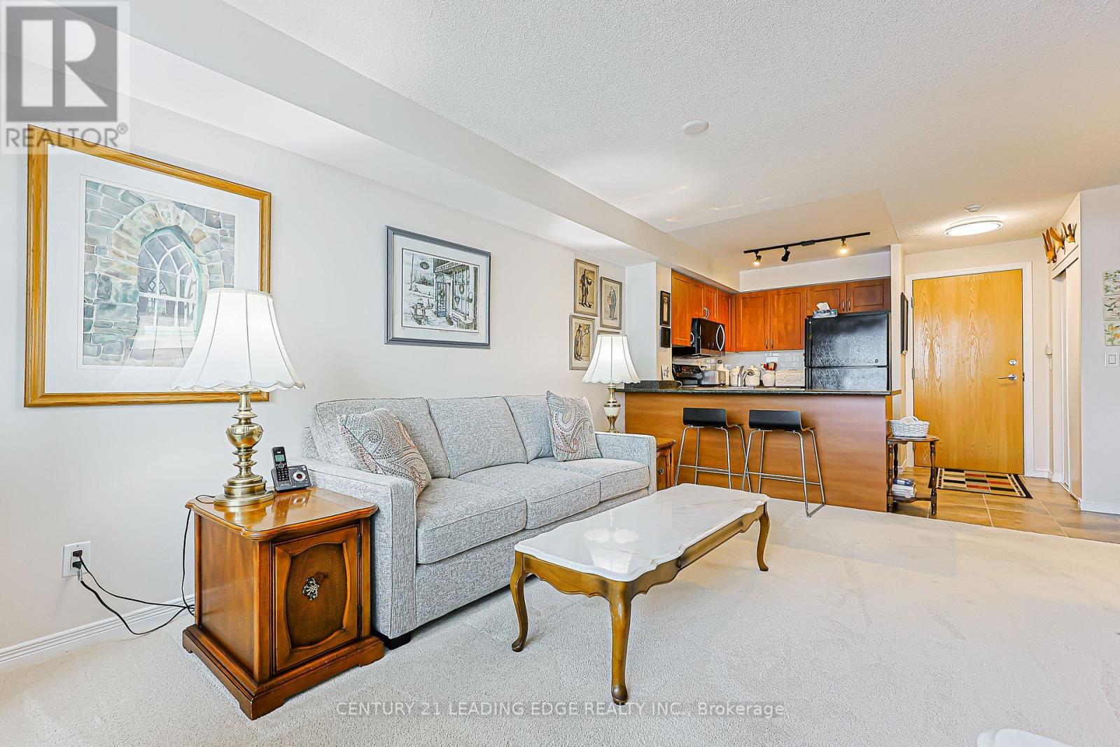 318 - 340 Watson Street W, Whitby, Ontario  L1N 9G1 - Photo 11 - E12662504