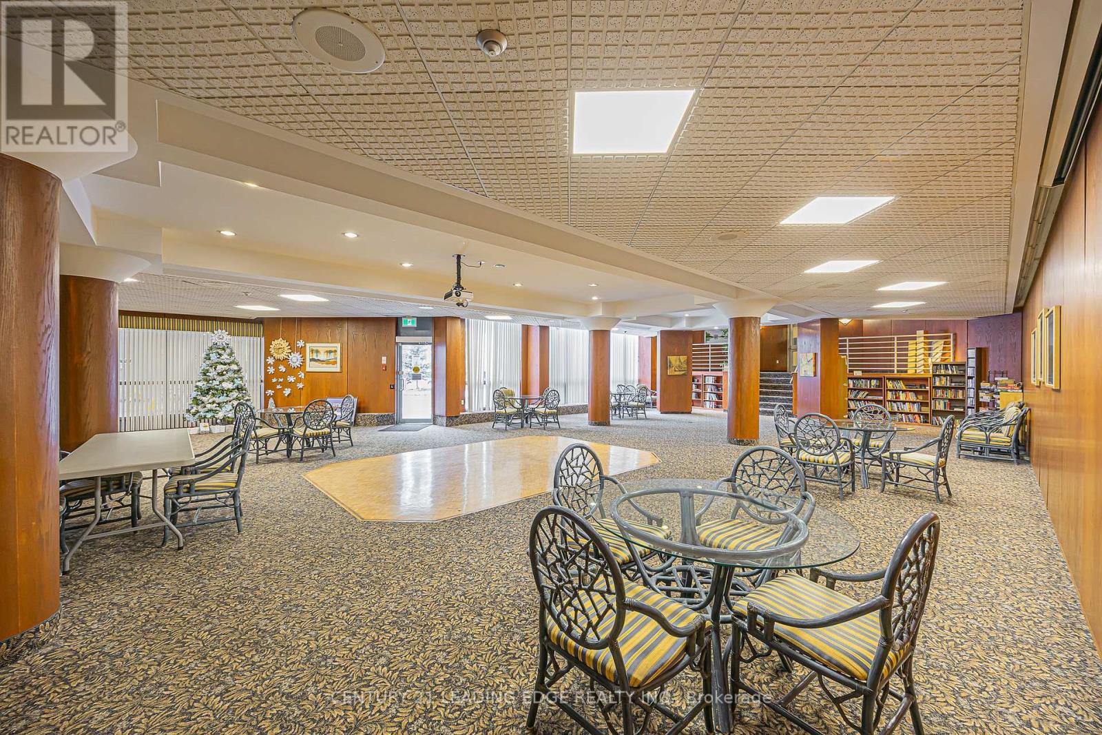 318 - 340 Watson Street W, Whitby, Ontario  L1N 9G1 - Photo 23 - E12662504