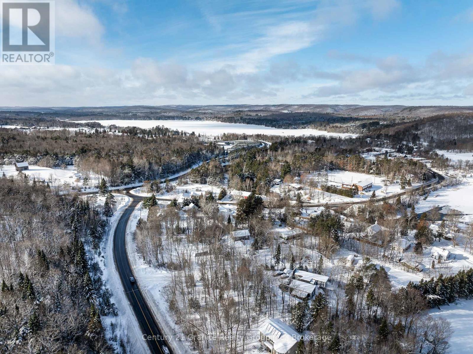 1015 Guilford Court, Dysart Et Al, Ontario  K0M 1S0 - Photo 28 - X12665094