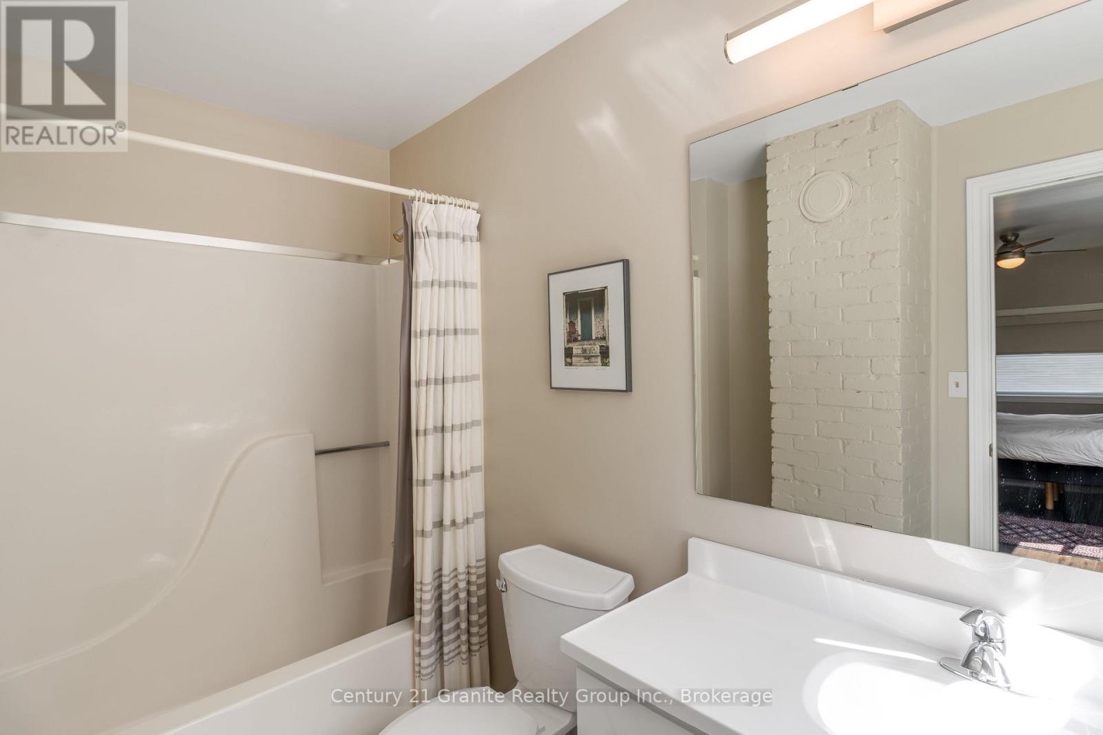 2029 Little Hawk Lake Road, Algonquin Highlands, Ontario  K0M 1S0 - Photo 20 - X12665098