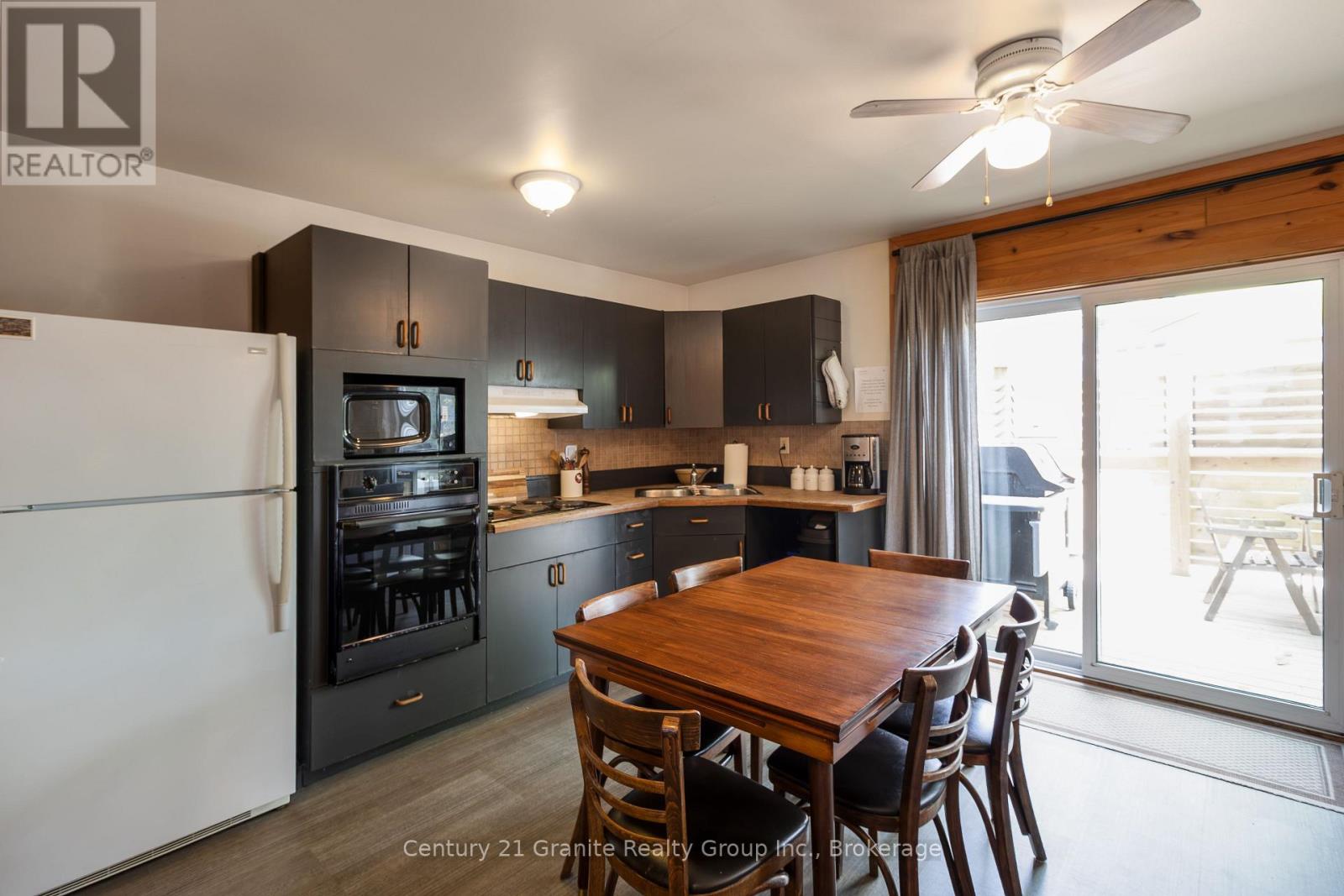 2029 Little Hawk Lake Road, Algonquin Highlands, Ontario  K0M 1S0 - Photo 45 - X12665098