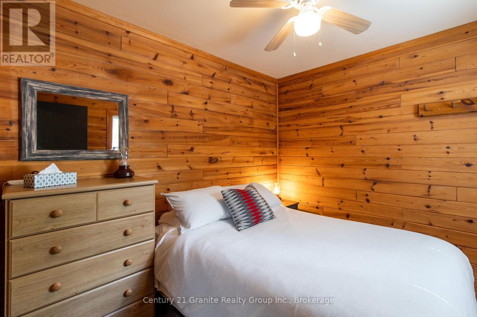 2029 Little Hawk Lake Road, Algonquin Highlands, Ontario  K0M 1S0 - Photo 47 - X12665098