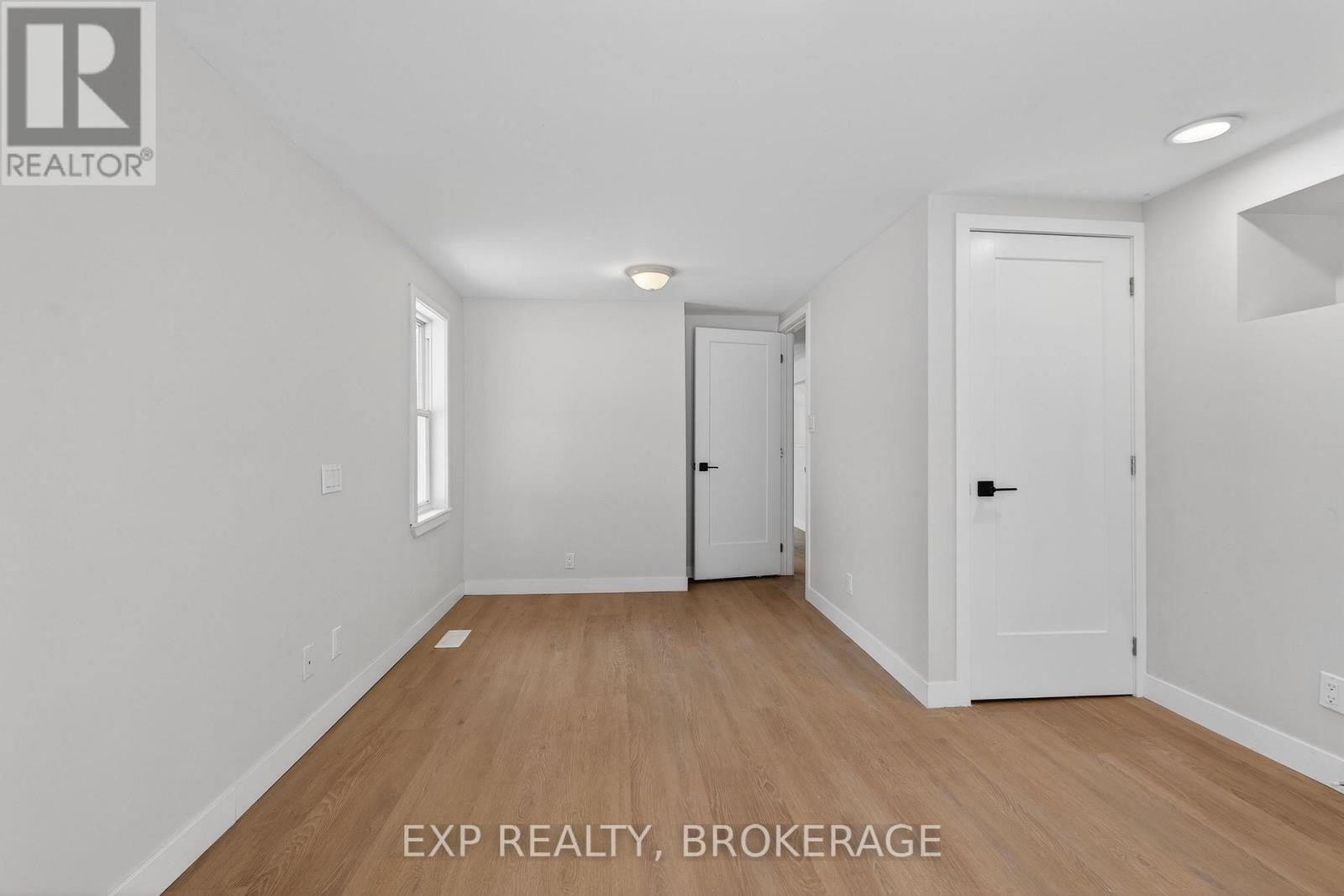 6402 Perth Road, Frontenac, Ontario  K0H 2L0 - Photo 22 - X12665150